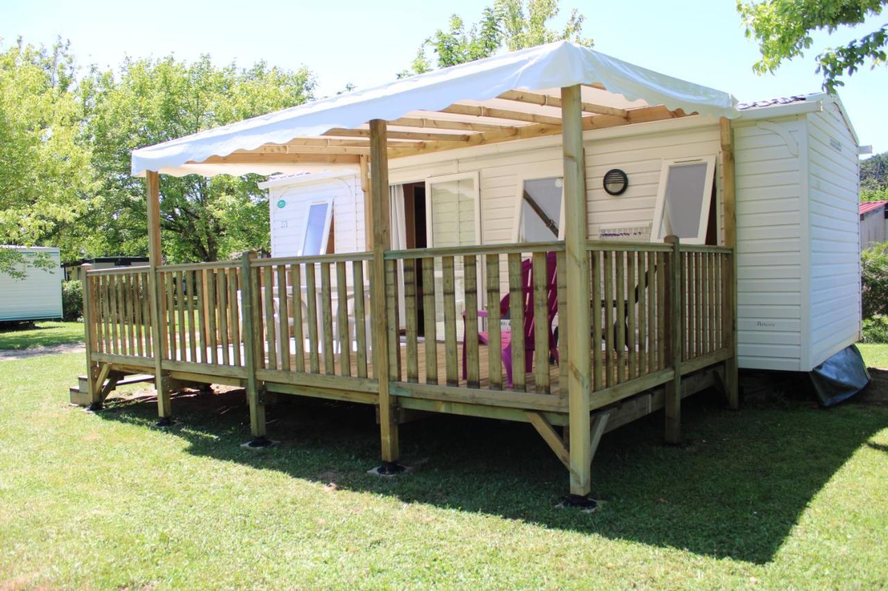 Camping Familial Paisible Avec Piscine, Mobil Home , Chalet, Studio & Emplacement Nue Casties-Labrande Kültér fotó